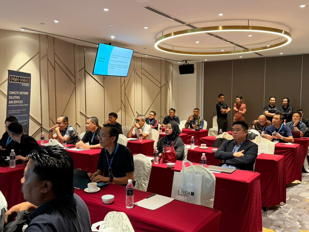 WhatsApp Image 2025-12-04 at 14.10.21 (1)